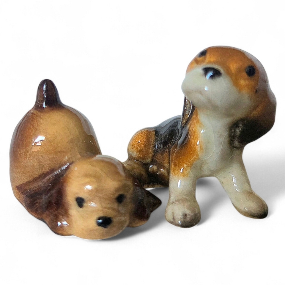 Hagen-Renaker Cocker Spaniel & Beagle Pup Figurines, Retired Miniature